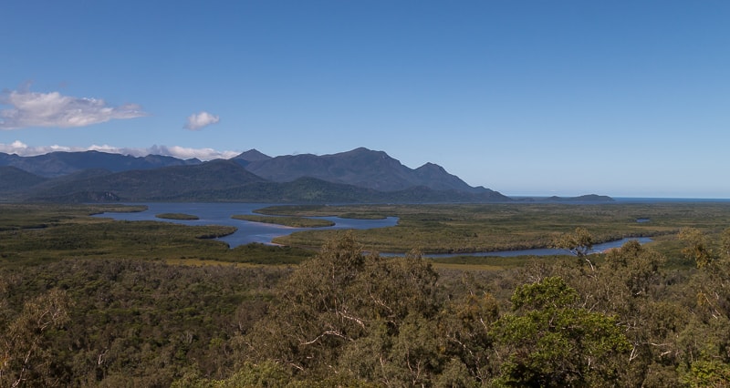 Aussichtspunkt mit Blick auf Hinchinbrook Island
