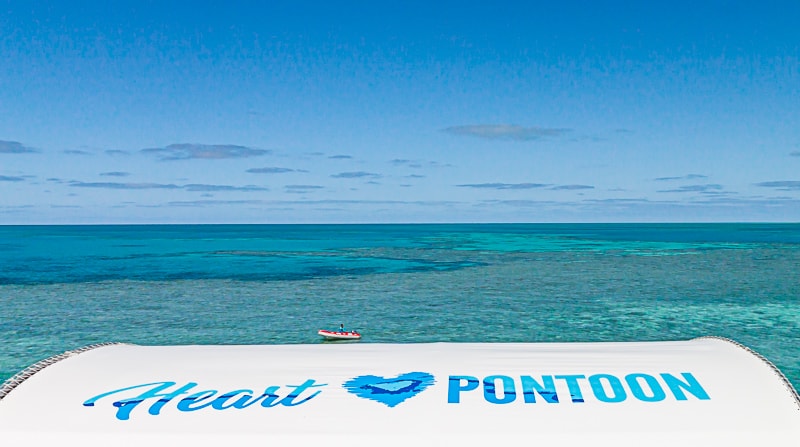 Das Heart Pontoon am Hardy Reef