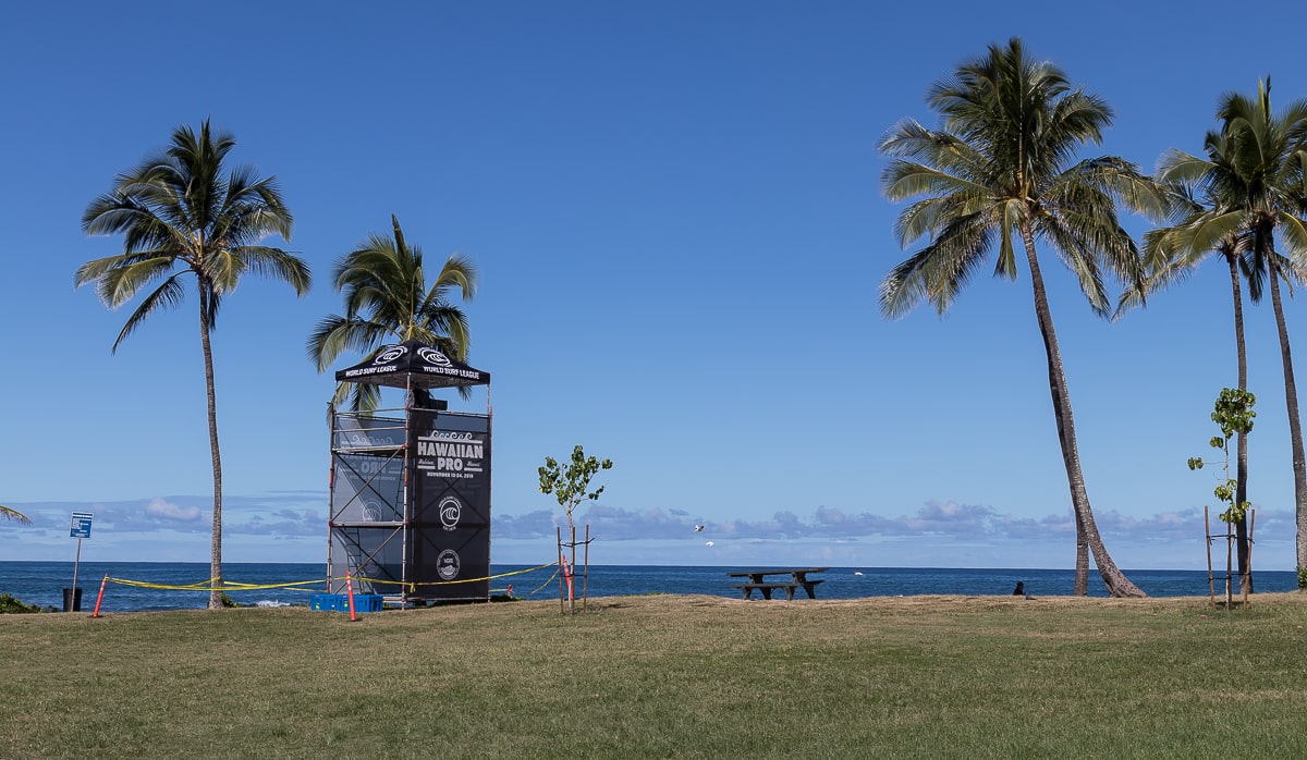 Kameraturm an der North Shore von Oahu für die Hawaiian Pro Surfwettbewerbe