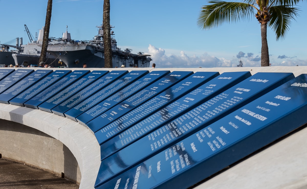 Gedenktafeln in Pearl Harbour