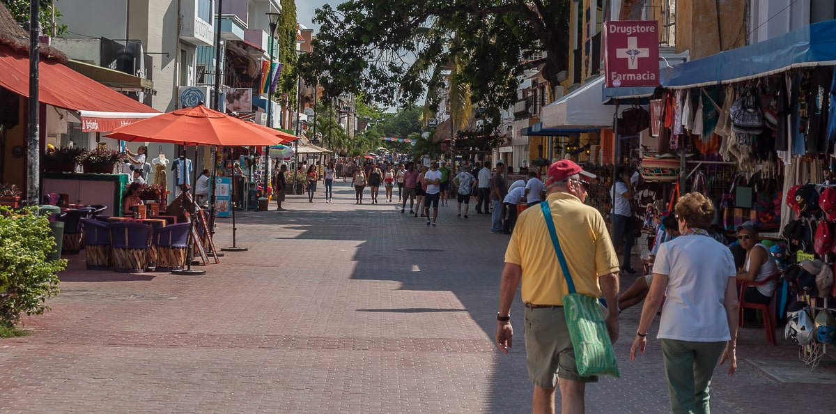 Flaniermeile Quinta Avenida in Playa del Carmen