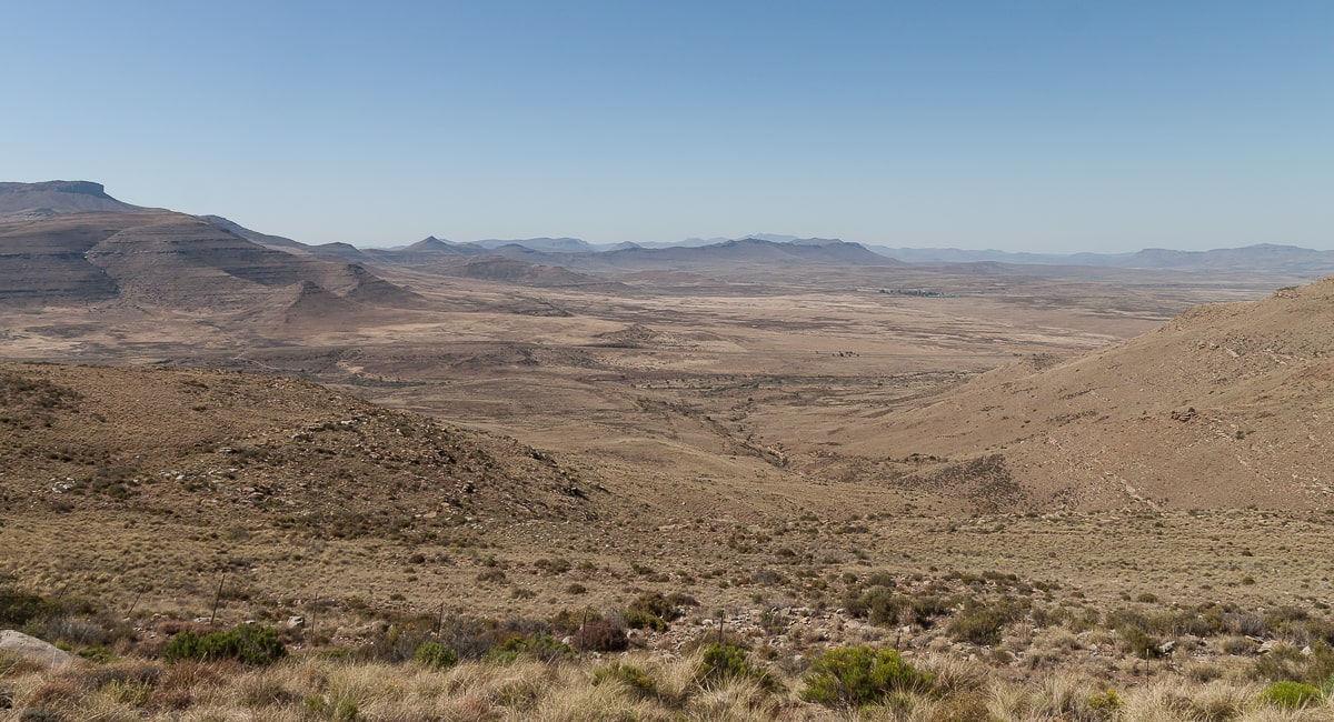 Karoo Halbwüste unmittelbar vor Graaf Reinet